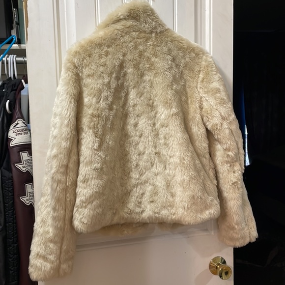 Fur jacket - Picture 3 of 3